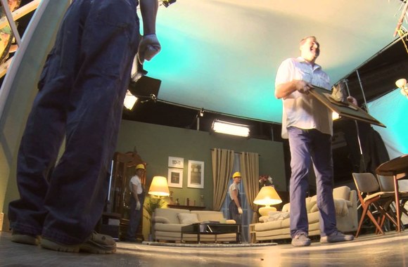 VIDEO kadras: „Viasat\" klipo su Sabonių šeima filmavimo užkulisiai.