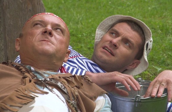 Antanas Kišūnas (dešinėje)