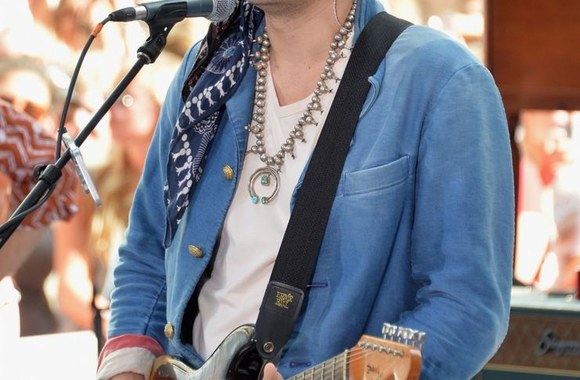 Johnas Mayeris švenčia 36-ąjį gimtadienį