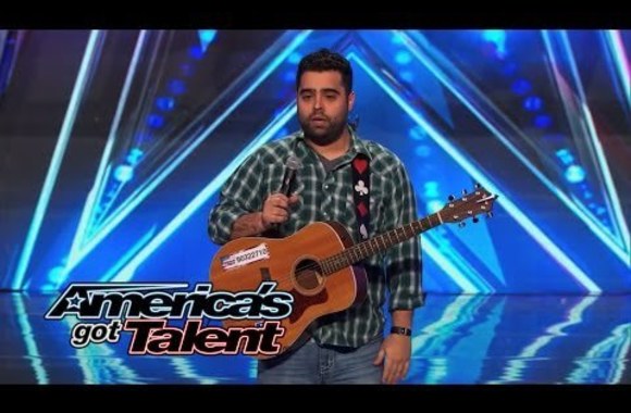 VIDEO kadras: Sal Gonzalez: Wounded Veteran Inspires With Cover of \"Ain\'t No Sunshine\" - America\'s Got Talent 2014