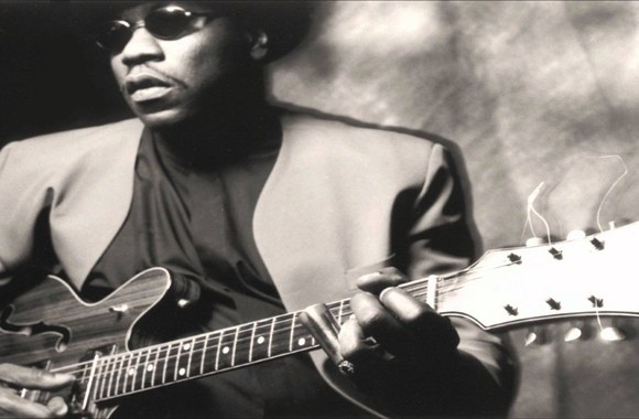 VIDEO kadras: Big Bill Morganfield - Rising Son