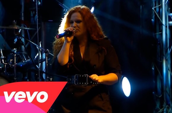 VIDEO kadras: Donata - Sorry (Live)