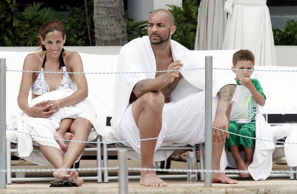 C.Buzzeris su šeima