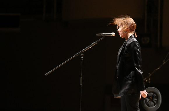Suzanne Vega