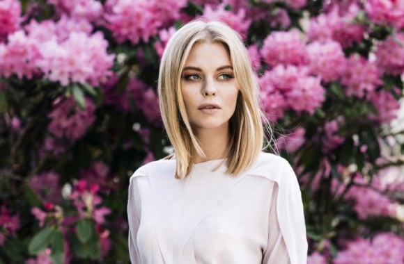 Ramunės Piekautaitės kokteilinių suknelių kolekcija