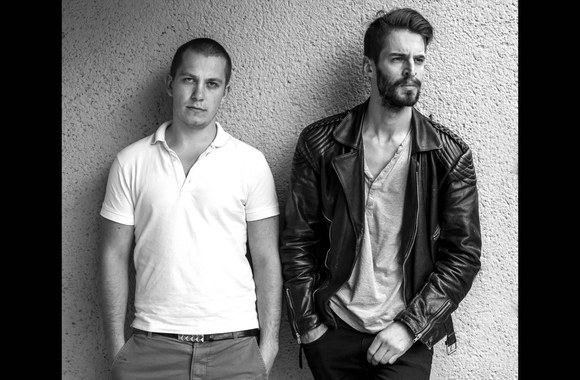 VIDEO kadras: Freaks On Floor -  Let Me