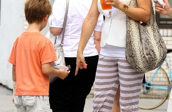 Kate Hudson – pareiginga mama