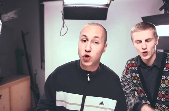 VIDEO kadras: TIE GERESNI - LAZDYNAI STUDIJOJ (LT, BOOSTAS)