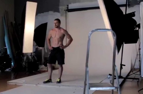 VIDEO kadras: Vyrų kvietimas į bėgimą