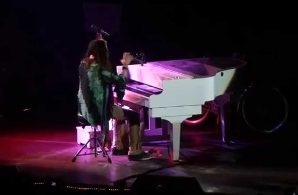 VIDEO kadras: Aerosmith - Dream On [„Siemens\" arena, Vilnius, 2014-05-21]