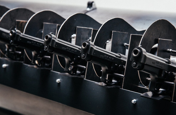 „The Gun Music Box“