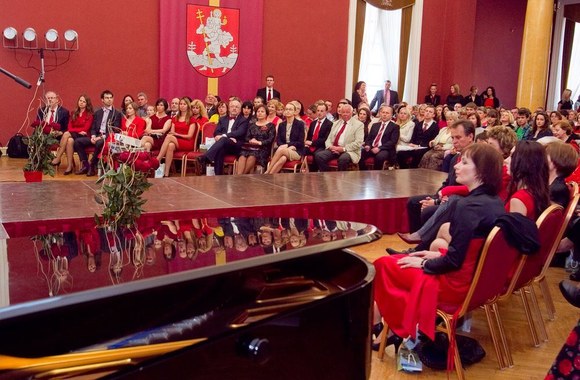 „Raudonos suknelės“ vakaras