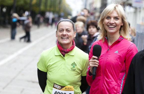 Vlada Musvydaitė-Baranauskienė (dešinėje)