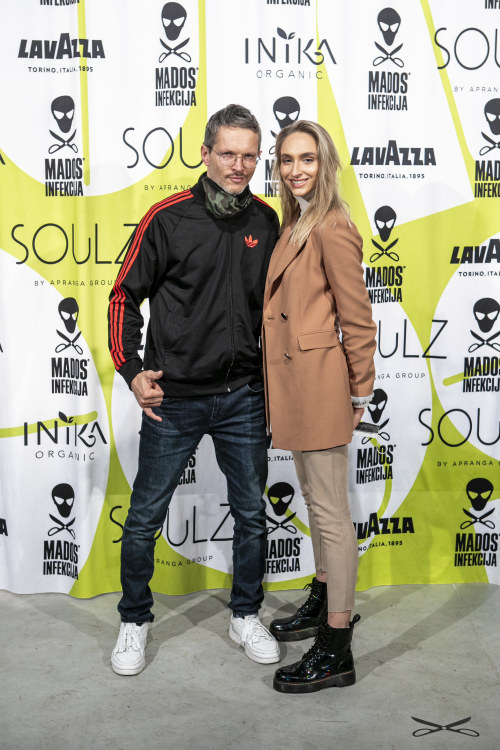 Fotografas Gediminas Žilinskas su drauge modeliu Beatriče Brusokaite  Irmanto Gelūno „ŽMONĖS Foto“ nuotrauka