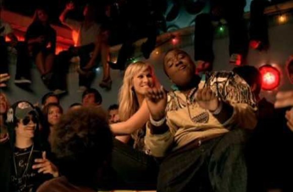 VIDEO kadras: Love Like This