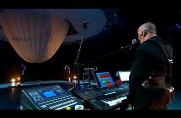 VIDEO kadras: Peter Gabriel Downside up