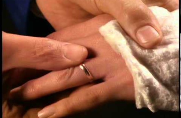 VIDEO kadras: Peter Gabriel „Blood Of Eden“ 