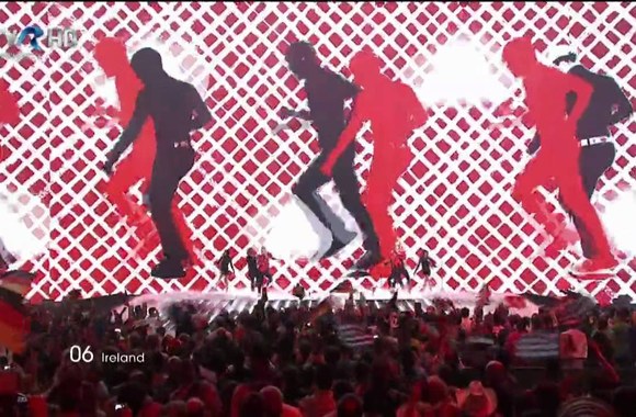 VIDEO kadras: HD Eurovision 2011 Ireland: Jedward - Lipstick (Final)