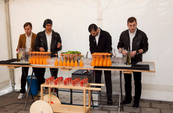 „No Sugar“ terasos atidarymo akimirka