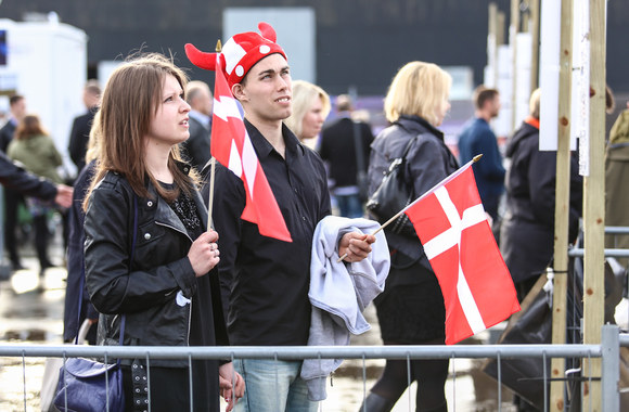 Gerbėjai plūdo į „B&W Hallrene“ areną