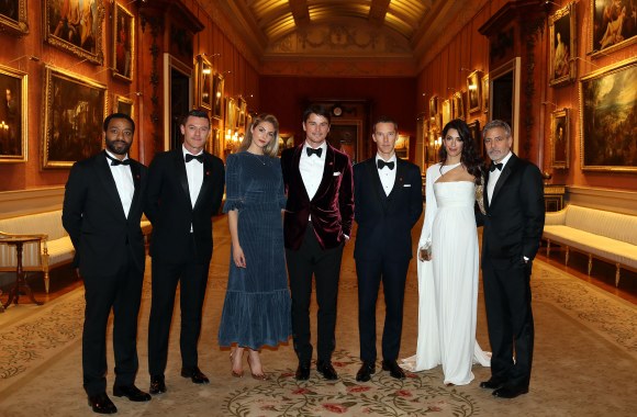 George'as ir Amal Clooney Bekingemo rūmuose/Vida Press nuotr.