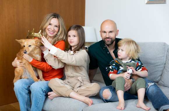 Arūnas Matačius su žmona Karolina, vaikais Sofija ir Kostu / Gretos Skaraitienės nuotr.