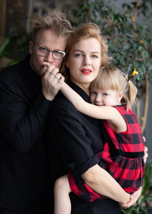 Rimantė Kulvinskytė su vyru Povilu ir dukra Luna / Asmeninio albumo nuotr.