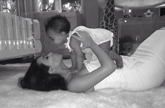 Kim Kardashian su dukra North