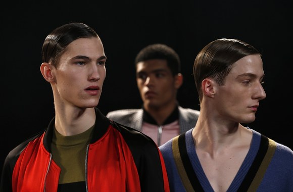 Johnathano Saunderso kolekcijos pristatymas