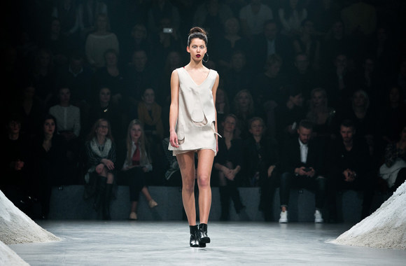 Katarzynos Romanskos kolekcija „About tears and RGB“ 