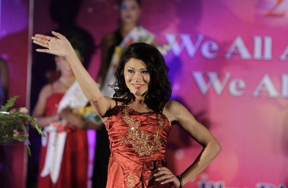 „Pink Pageant“ konkurso nugalėtoja Purnima Shrestha