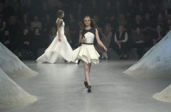 „Mados infekcija“