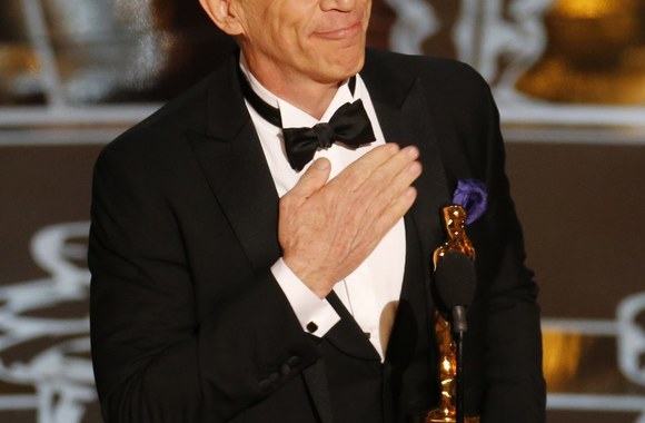 J.K. Simmonsas apdovanotas geriausio antraplanio aktoriaus statulėle