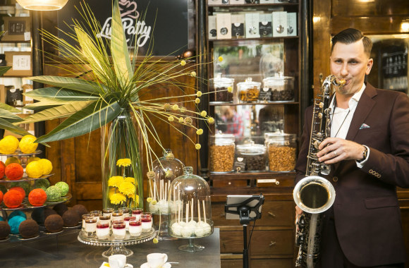„Teleloto“ naująjį sezoną ekrano žvaigždės pasitiko saldžiai