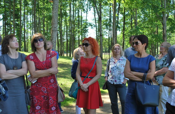  Ilzenbergo dvare –  vasaros kultūros sezono atidarymas ir Stelmužės ąžuolo įskiepių sodinimo ritualas