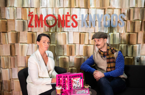 „ŽMONĖS Knygos“ stendas Vilniaus knygų mugėje/ Irmanto Gelūno „ŽMONĖS Foto“ nuotr.