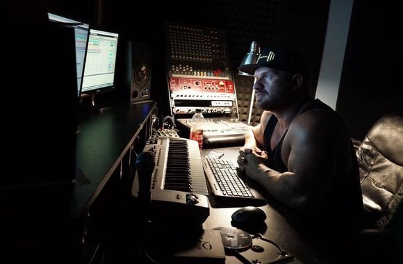 ironvytas-tuzinas-2016-albumas-ironvytas-pirmas