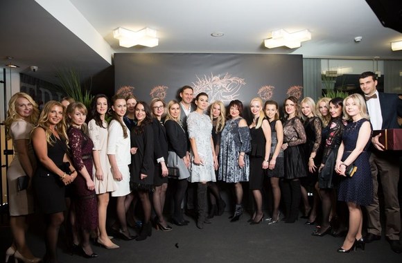 „Era Esthetic Avenue“ kolektyvas