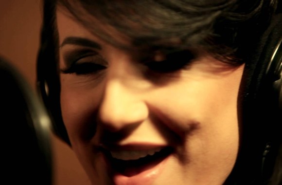 VIDEO kadras: PASKAMBINK PARASYK  Katazina Nauja Daina Klipas