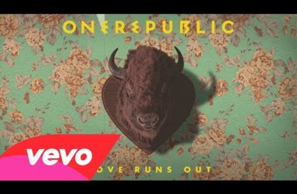 VIDEO kadras: „OneRepublic“ kūrinys „Love Runs Out“