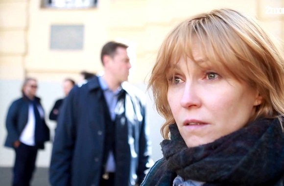 VIDEO kadras: Ingeborga Dapkūnaitė kelionių žurnalistams iš užsienio parodė gražiausiasVilniaus vietas