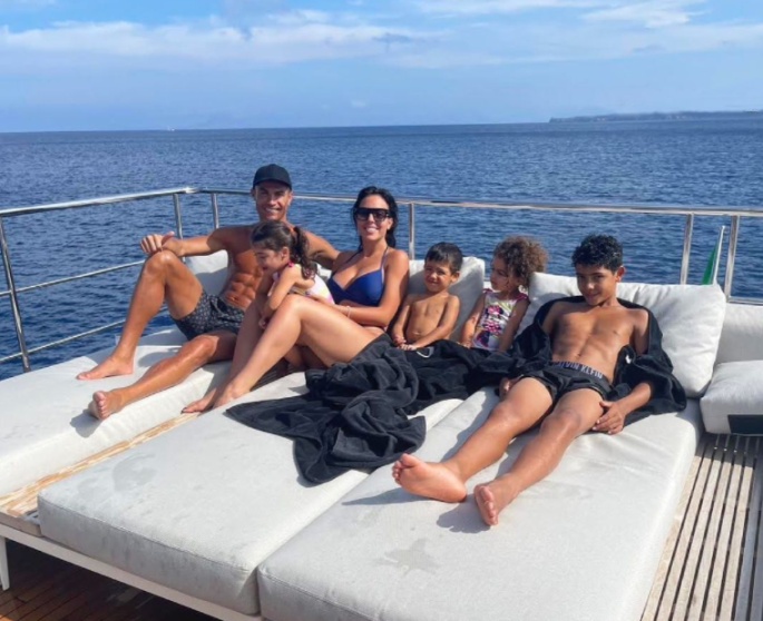 Cristiano Ronaldo su šeima / „Instagram“ nuotr.
