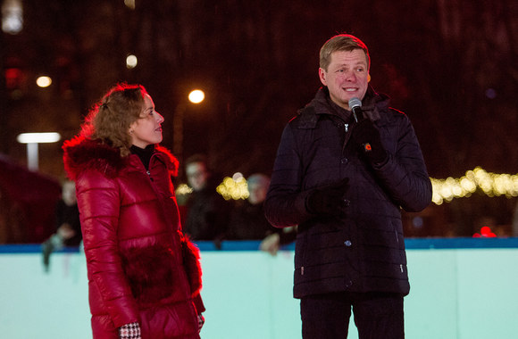 Lukiškių aikštėje – kalėdinė čiuožykla/Pauliaus Peleckio nuotr.