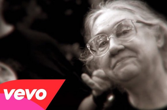 VIDEO kadras: Elbow - New York Morning (Official Video)