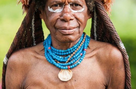Lanu ir Dani genčių moterys (Papua provincija, Indonezija)