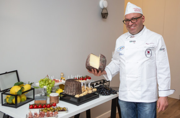 Lietuvoje vieši sūrių gamybos meistras Biagio Staiano /Gretos Skaraitienės nuotr.