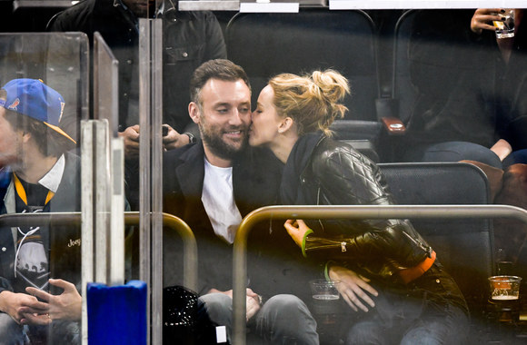 Jennifer Lawrence ir Cooke'as Maroney/Vida Press nuotr.