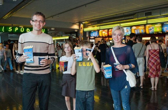 Andrius Tapinas su šeima