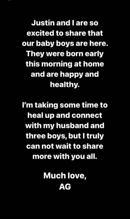 Ashley Graham paskelbė žinią apie vaikų gimimą / Socialinių tinklų nuotr.