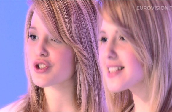VIDEO kadras: Tolmachevy Sisters - Shine (Russia) 2014 Eurovision Song Contest